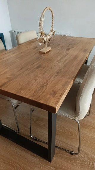 Mesa de comedor 150x79 (regalo sillas)