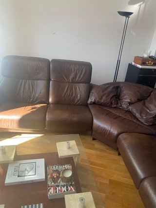 Sofá esquinero Stressless piel marrón