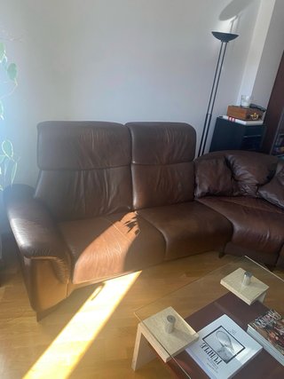 Sofá esquinero Stressless piel marrón