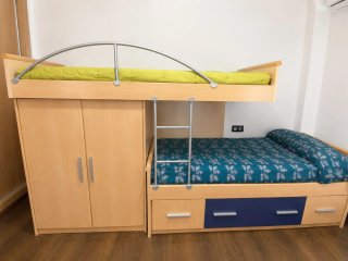 Dormitorio Juvenil con Litera y Armario