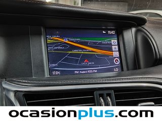 Infiniti Q30 1.6T Premium 90 kW (122 CV)