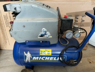 Compresor de aire Michelin 24L OJO!!pierde aceite
