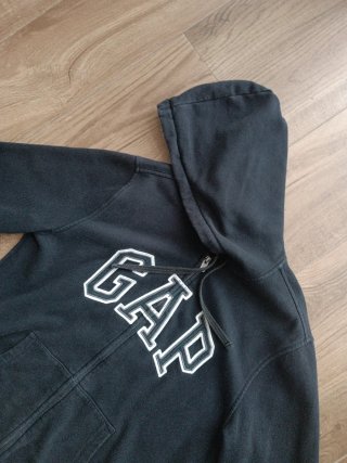 Sudadera con cremallera Gap negra