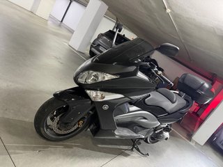Yamaha T-Max 500XP Maxi Scooter Negra/Gris