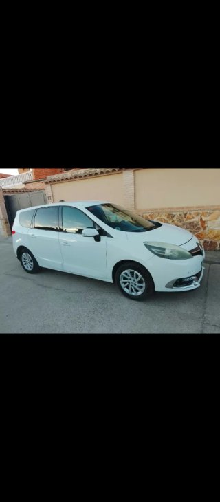 Renault Grand Scenic 2014