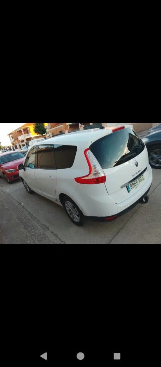 Renault Grand Scenic 2014