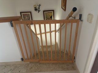 Barrera de Seguridad Munchkin de Madera