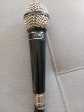 Micrófono Accu MD1 Negro y Plateado