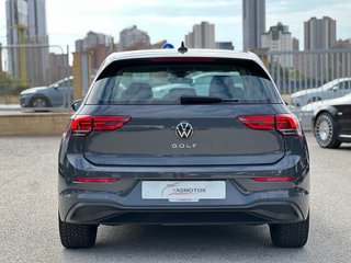 Volkswagen Golf 8 / 2.0 TDI / DSG / Año 2022