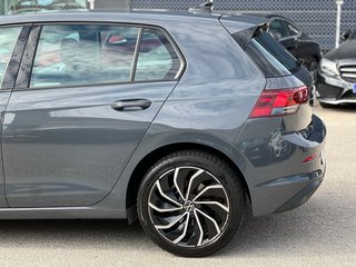 Volkswagen Golf 8 / 2.0 TDI / DSG / Año 2022