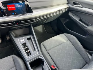 Volkswagen Golf 8 / 2.0 TDI / DSG / Año 2022