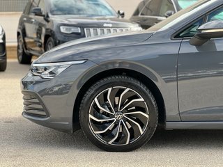 Volkswagen Golf 8 / 2.0 TDI / DSG / Año 2022