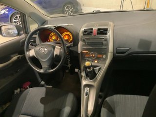 Toyota Auris 1.33 VVT-i Dual Active