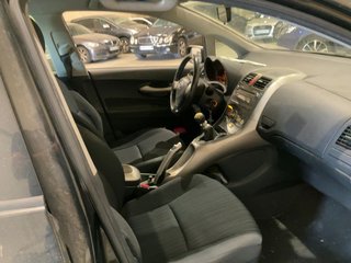 Toyota Auris 1.33 VVT-i Dual Active