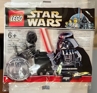 LEGO Star Wars Darth Vader 10th Anniversary