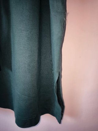 Vestido verde esmeralda manga 3/4 con lazo