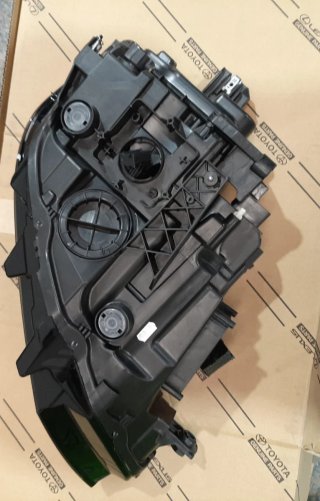 Faro delantero Volkswagen Passat B8