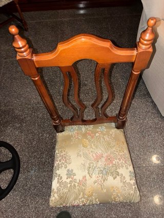 Sillas clásicas de salón