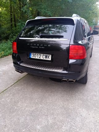 Porsche Cayenne 2004