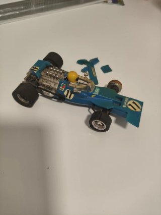 Coche Scalextric Tyrrell-Ford F1