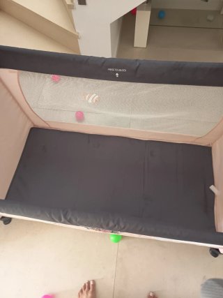 Cuna de viaje y Moisés para bebé rosa y blanco