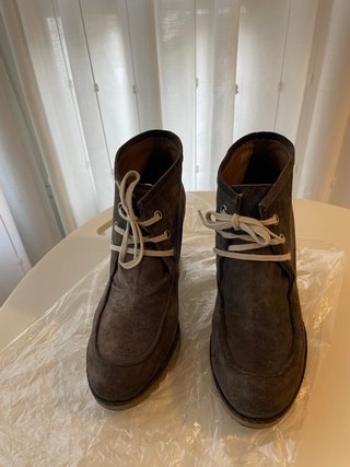 Botines de Piel Gris Gadea