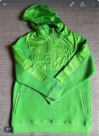 Sudadera Nike con capucha y cremallera parcial