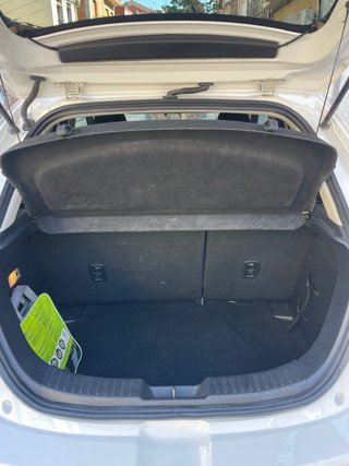Mazda 2 2016