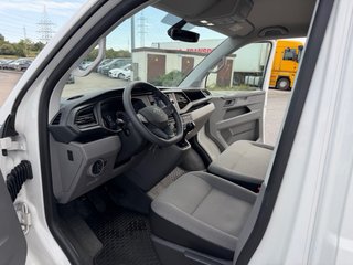 Volkswagen Transporter T6 2024