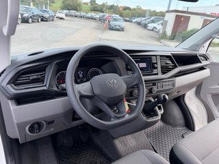 Volkswagen Transporter T6 2024