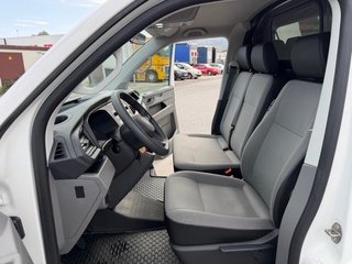 Volkswagen Transporter T6 2024