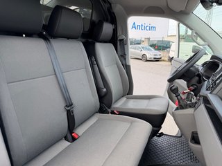 Volkswagen Transporter T6 2024