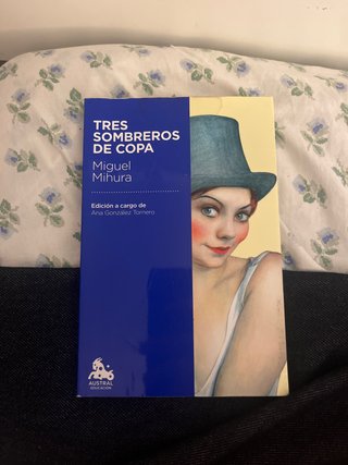 Tres sombreros de Copa Libro para bachillerato