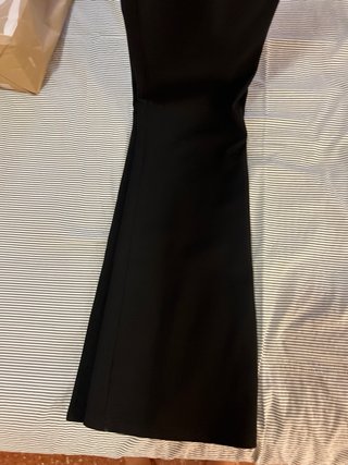 Pantalón de fiesta negro tipo campana