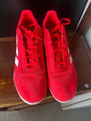 Zapatillas Adidas Fútbol Sala Rojas Talla 48 y 2/3