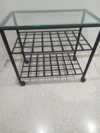 Mesa auxiliar forja y cristal con ruedas