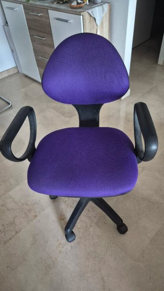 Silla de estudio morada