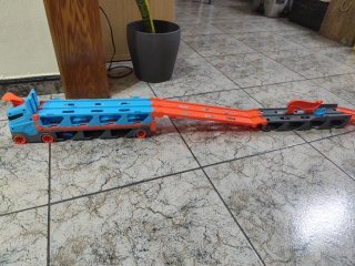 Camión Pista Hot Wheels