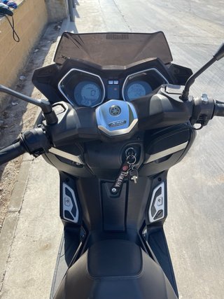 Yamaha Xmax 125 Iron Max Negra