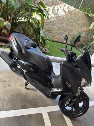 Yamaha Xmax 125 Iron Max Negra