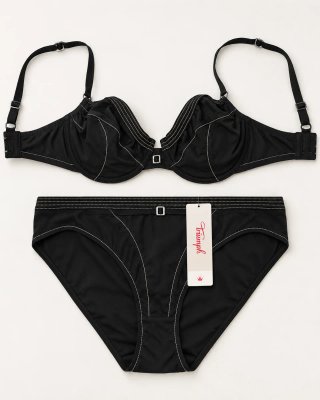 Conjunto lencería Triumph negro