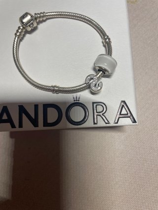 Pulsera Pandora Talla 16 con 2 Charms