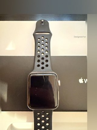 Apple Watch S3 Nike 42mm Salud 94%