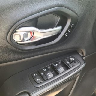 Jeep Cherokee 2.2 MultiJet 4×4 AUTOMÁTICO POCOS KM
