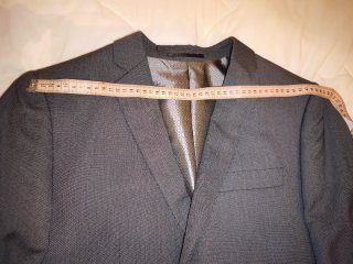 Traje gris chaqueta y pantalón