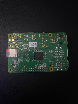 Raspberry Pi 2 B + monitor