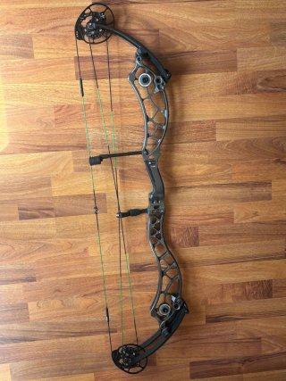 Arco Compuesto Bowtech