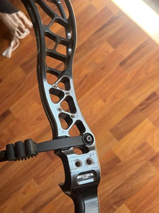 Arco Compuesto Bowtech