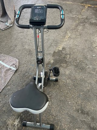 Bicicleta Estática Plegable, esta totalmente nueva