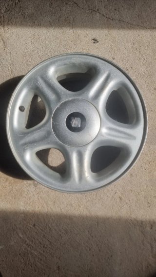 Llantas 15" + spoiler trasero seat ibiza gt tdi 98